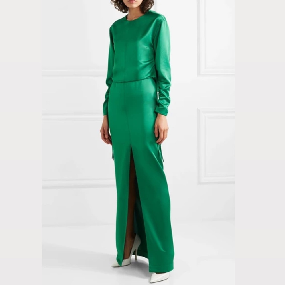NWT Green Satin Long Sleeve Open Back Gown - Picture 3 of 8